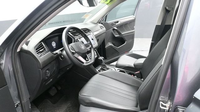 Used 2023 Gray Volkswagen 2.0T SE image 15