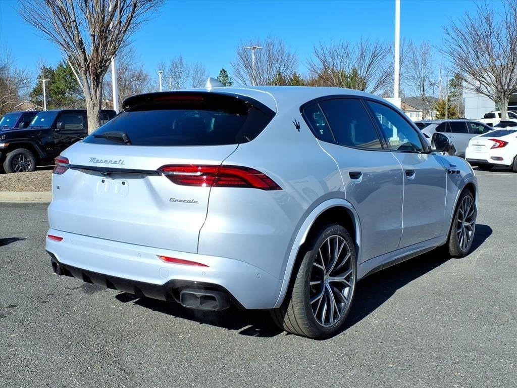2026 Maserati Grecale Modena V6 - Photo 17