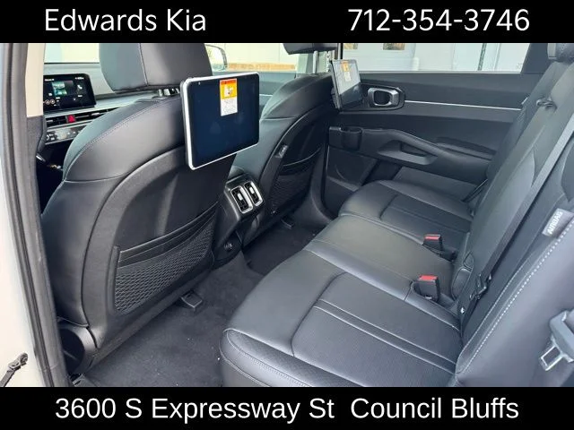 2025 Kia Sorento S - Photo 14
