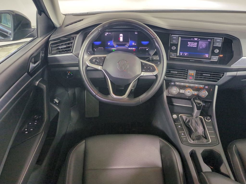 2024 Volkswagen Jetta SE - Photo 16