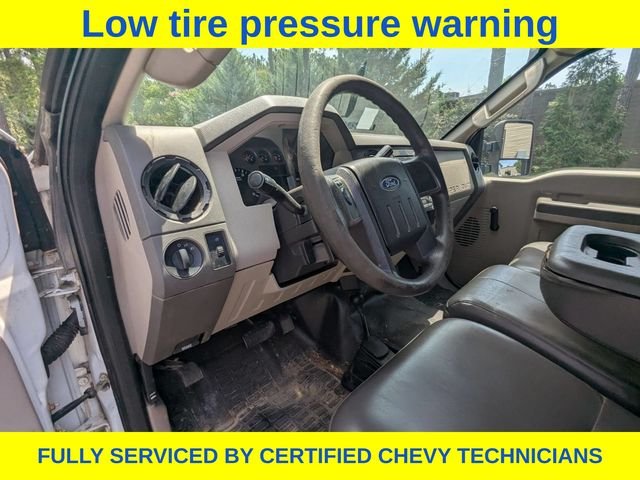 Used 2010 White Ford XL image 20