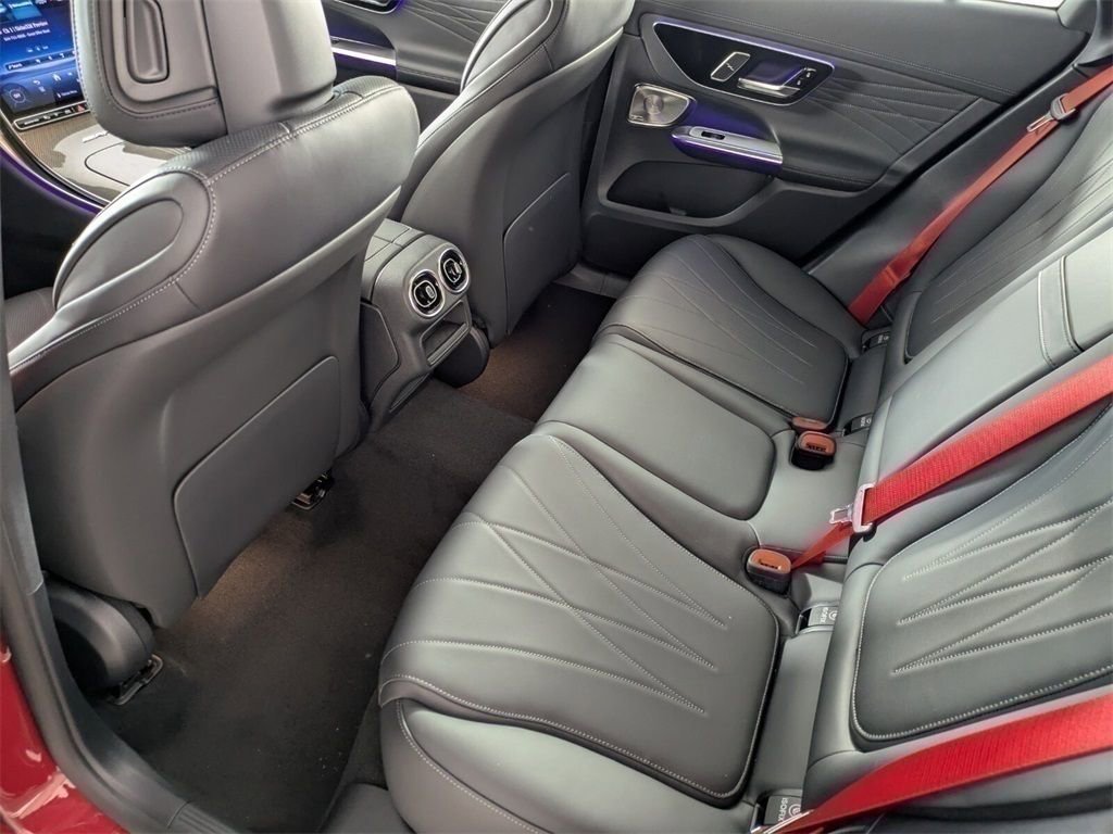New 2026 MANUFAKTUR Patagonia Red Metallic Mercedes-Benz AMG® GLC 63 S E Performance 4MATIC® SUV image 31