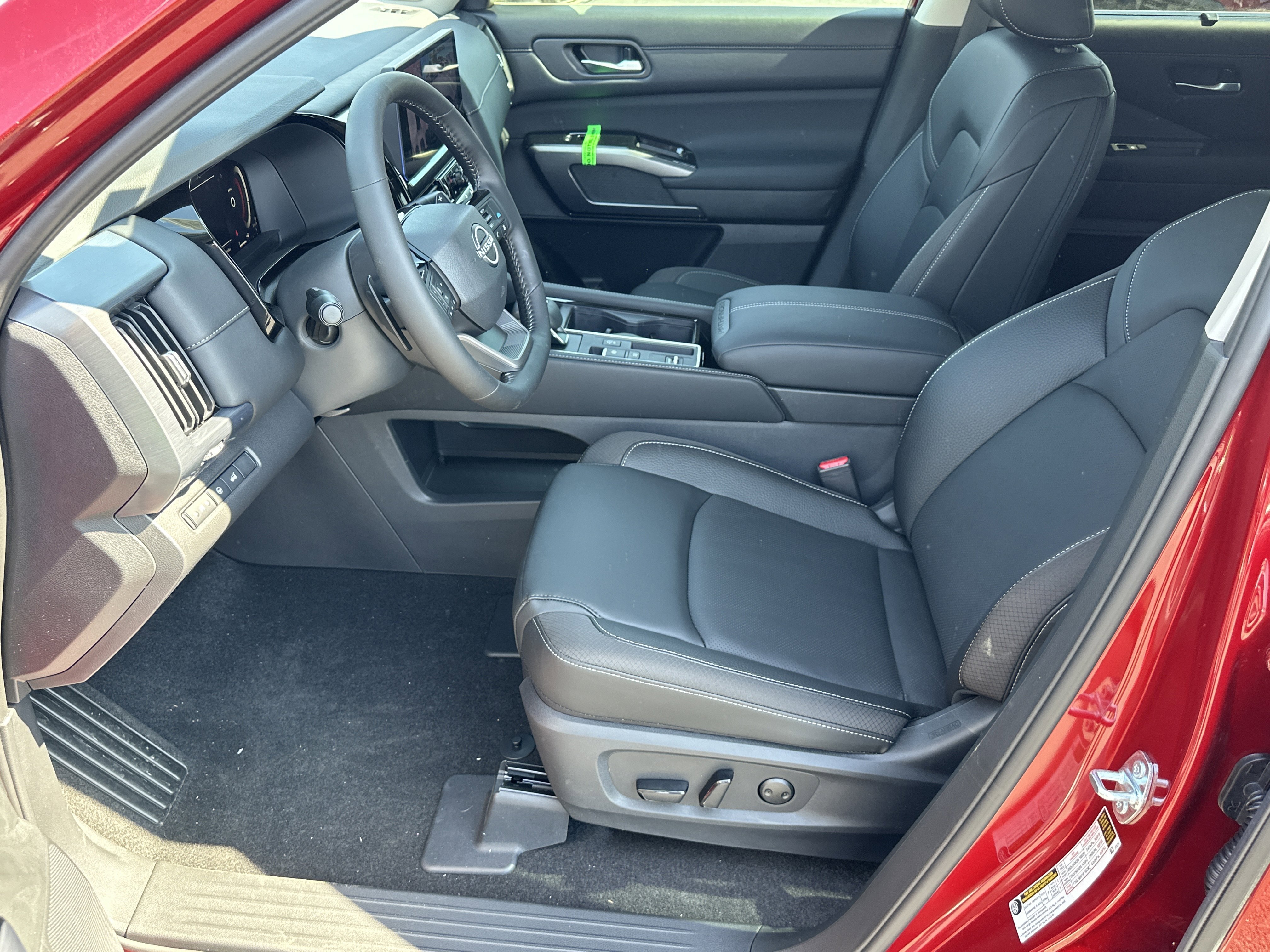 New 2026 Scarlet Ember Tintcoat Nissan SL image 6