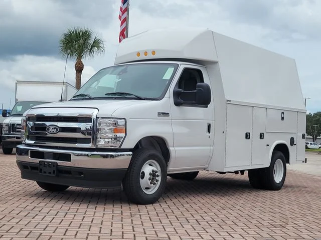 New 2027 Oxford White Ford Base image 26