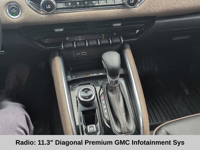 Used 2025 Glacier Metallic GMC Denali image 6