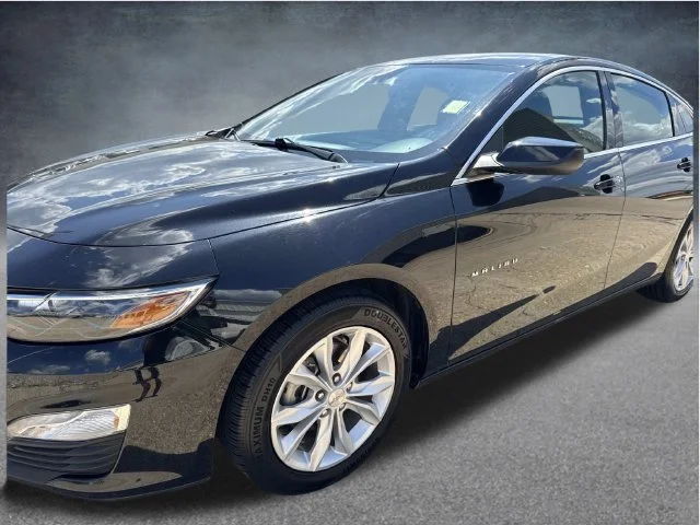 Used 2025 Black Chevrolet LT image 9