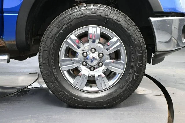 Used 2010  Ford XLT image 11