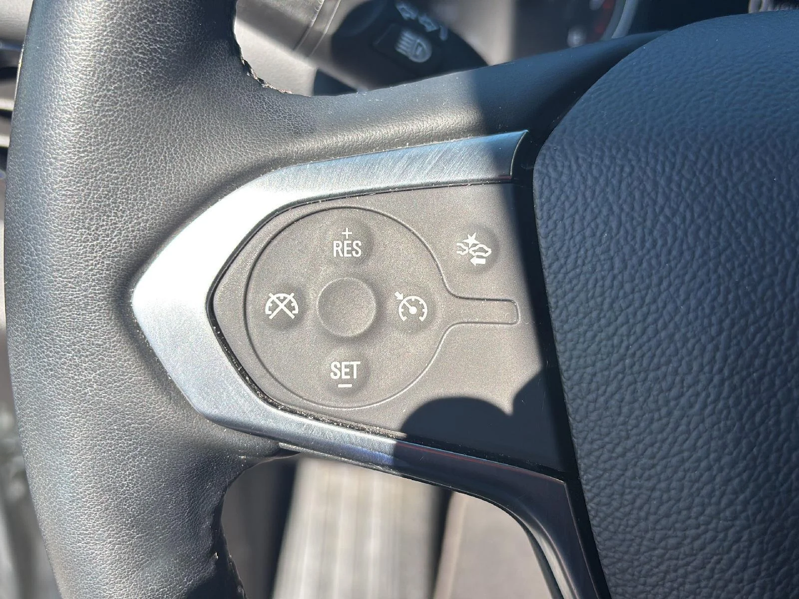 Used 2023 Sterling Gray Metallic Chevrolet LT Cloth image 23