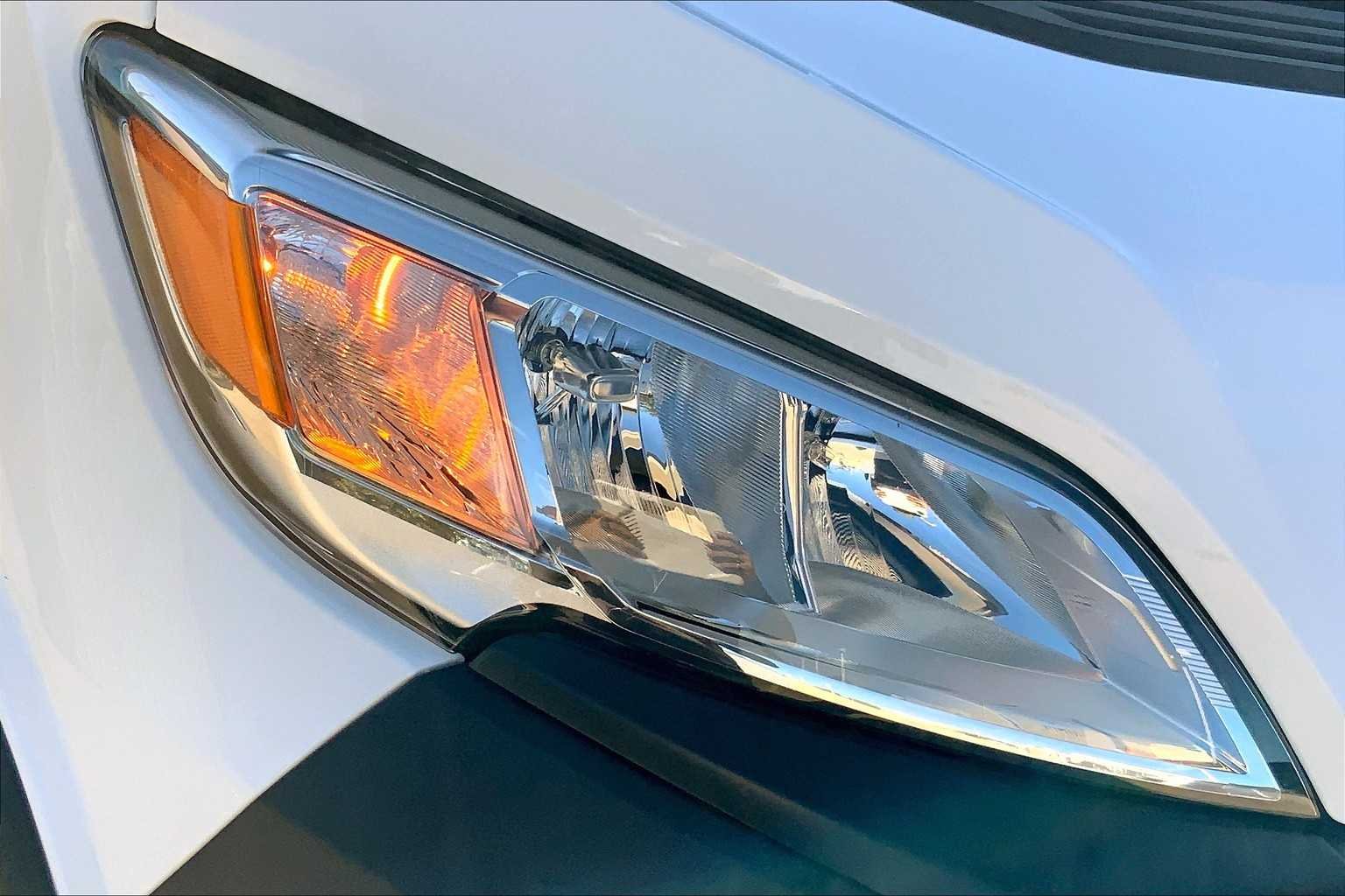 New 2026 Bright White Clear-Coat Exterior Paint RAM Tradesman image 13