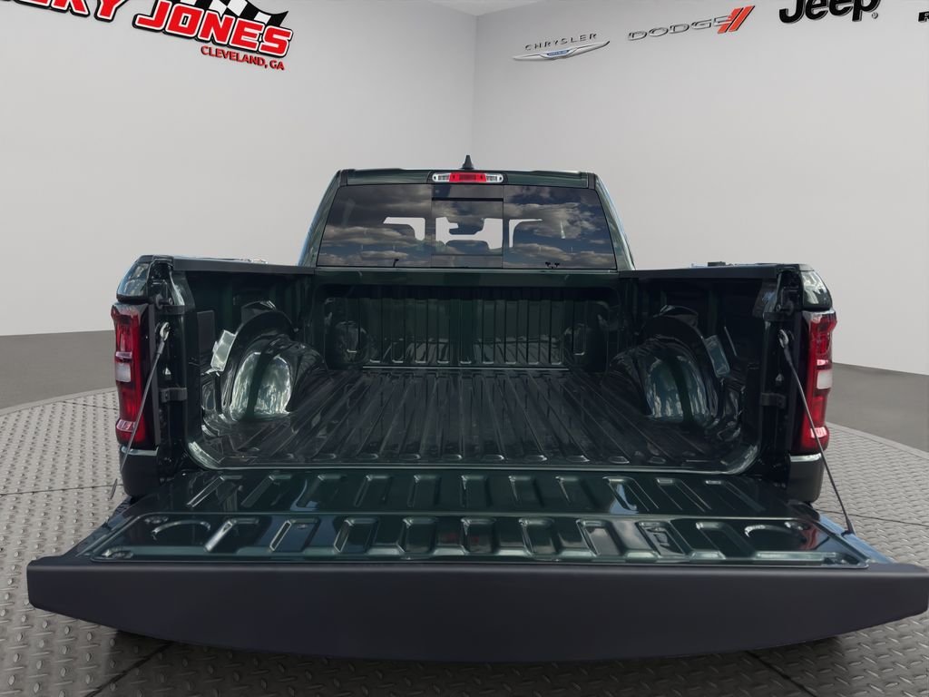New 2026 Serrano Green Metallic RAM Big Horn image 8