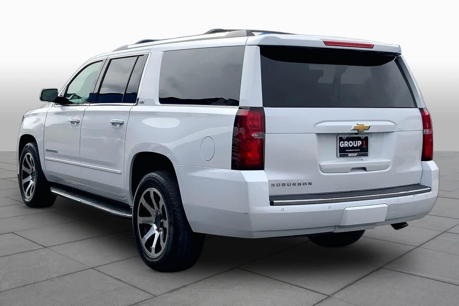 Used 2016 Iridescent Pearl Tricoat Chevrolet LTZ image 11