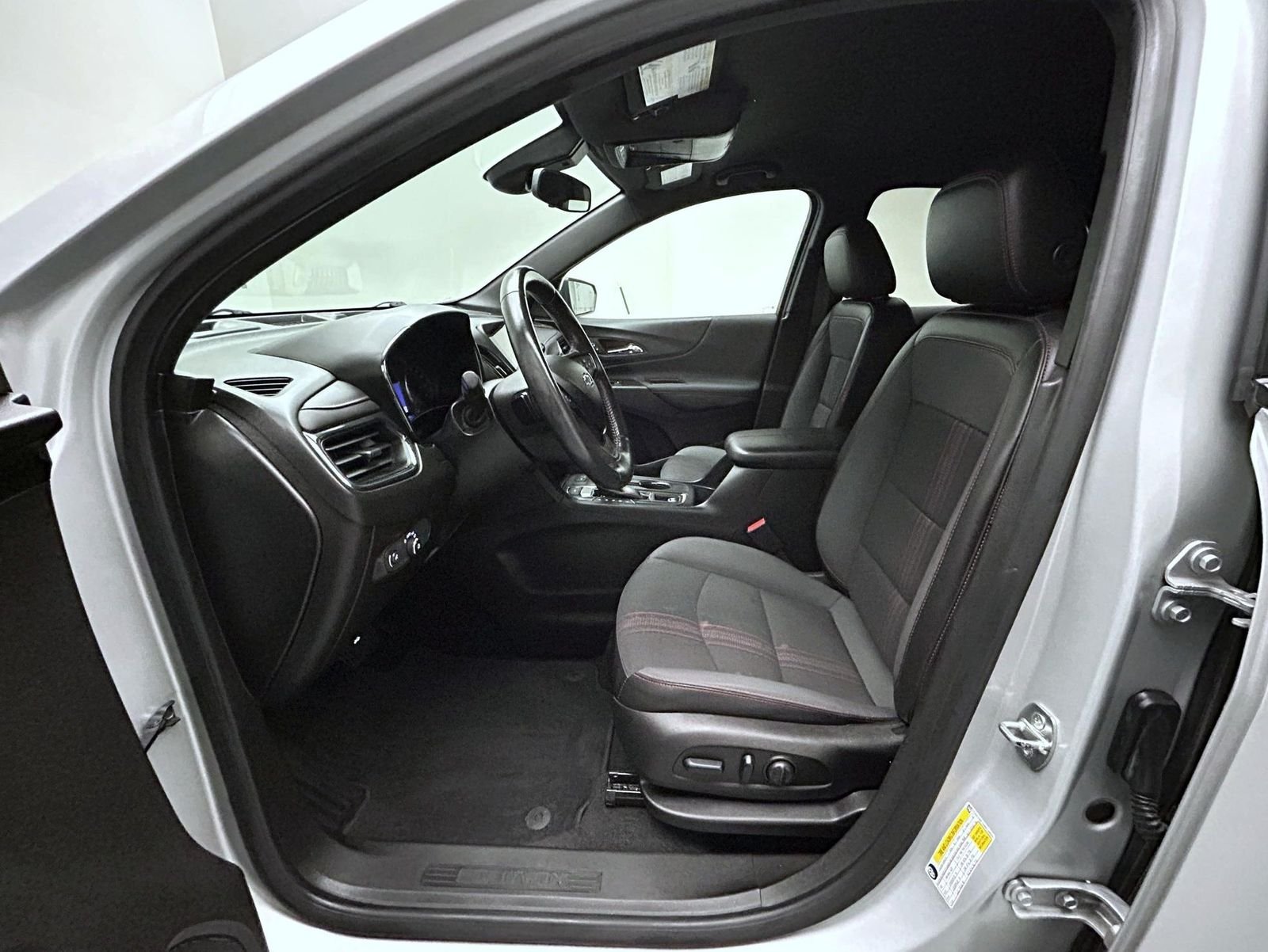 Used 2022 Silver Chevrolet RS image 10