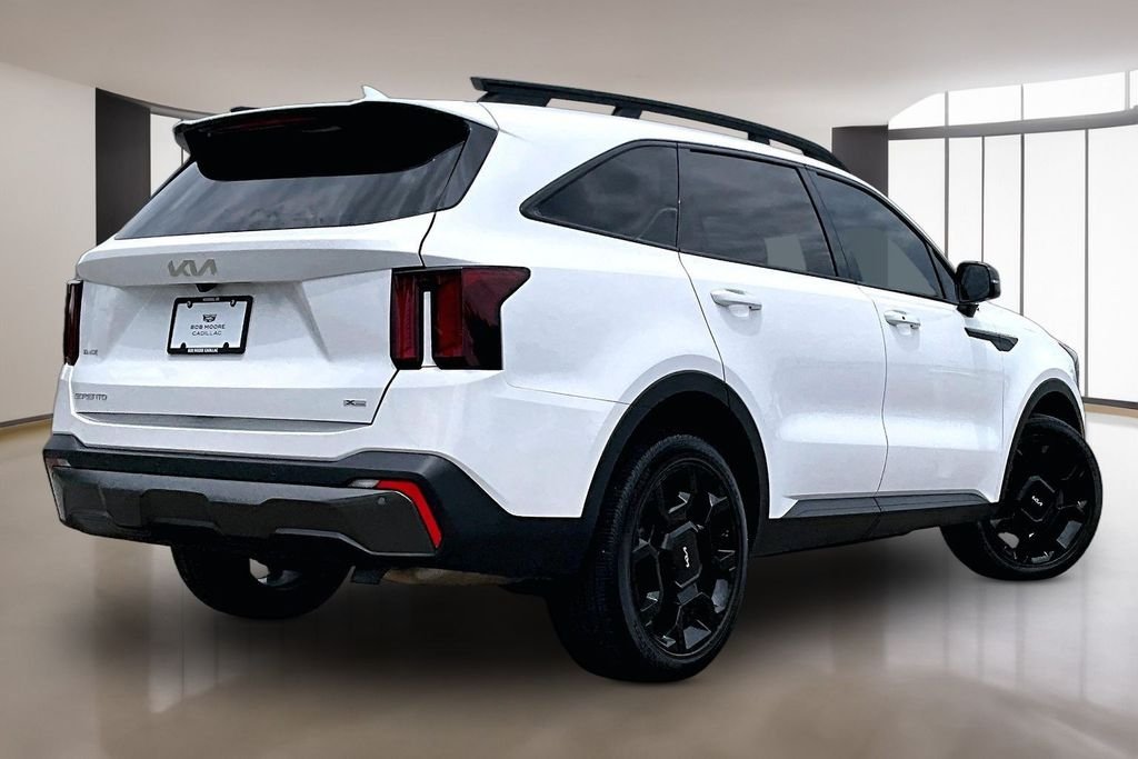 Used 2024 White Kia X-Line EX image 2