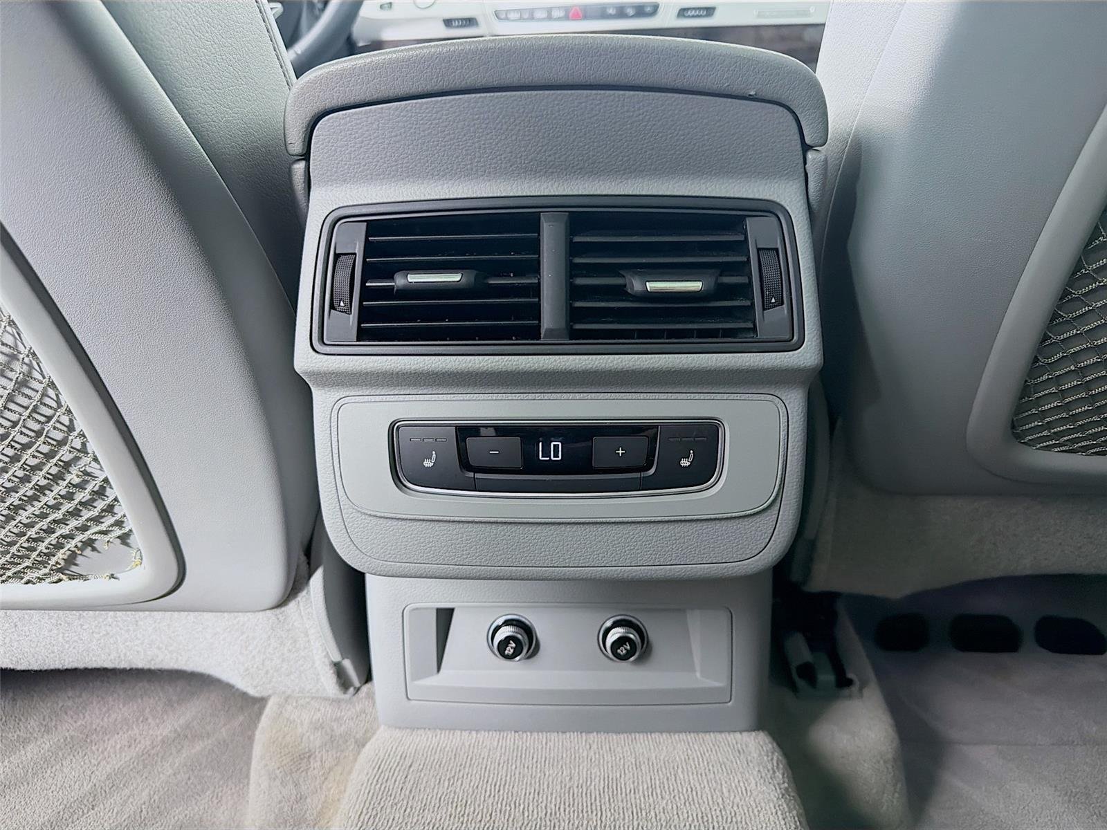 Used 2018  AUDI  image 21