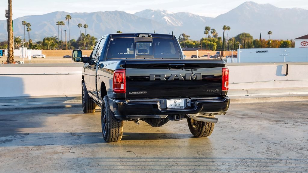 2025 RAM 3500 Laramie - Photo 7