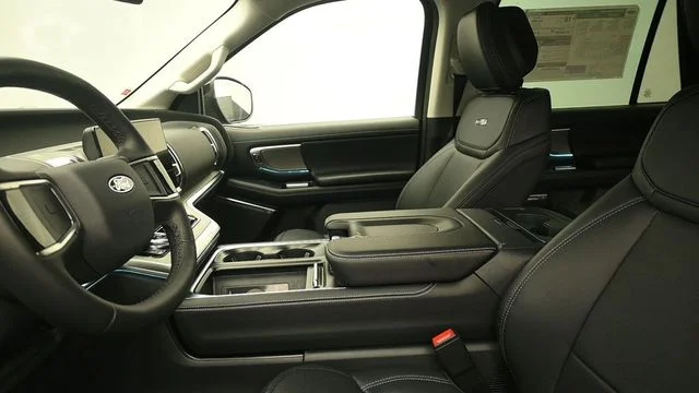New 2027 Dark Matter Gray Metallic Ford MAX Platinum image 25