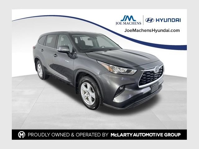2020 Toyota Highlander LE Hybrid 4x4's photo