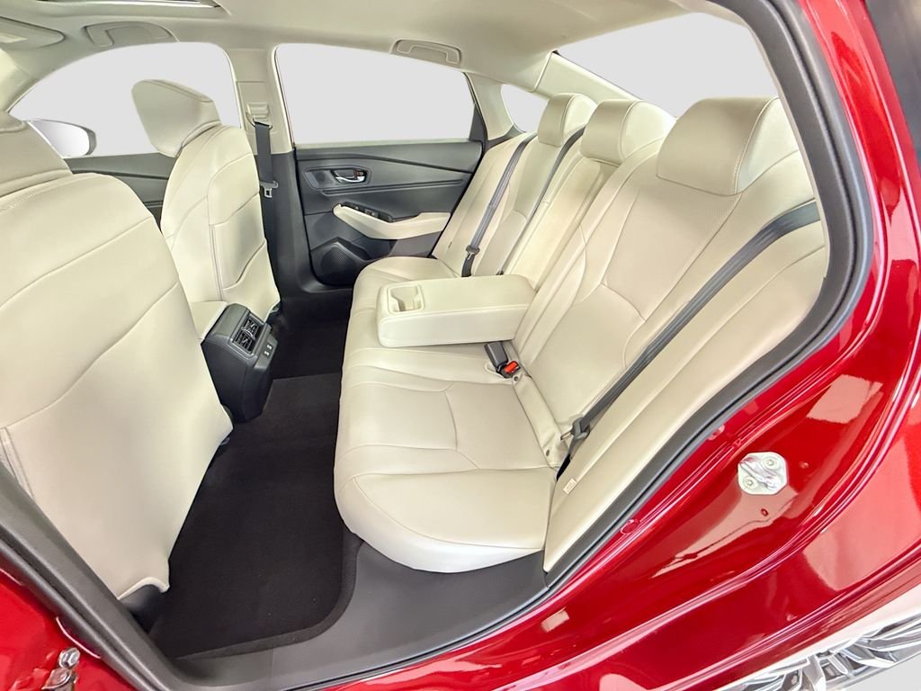 New 2026 Radiant Red Metallic Honda Touring image 23