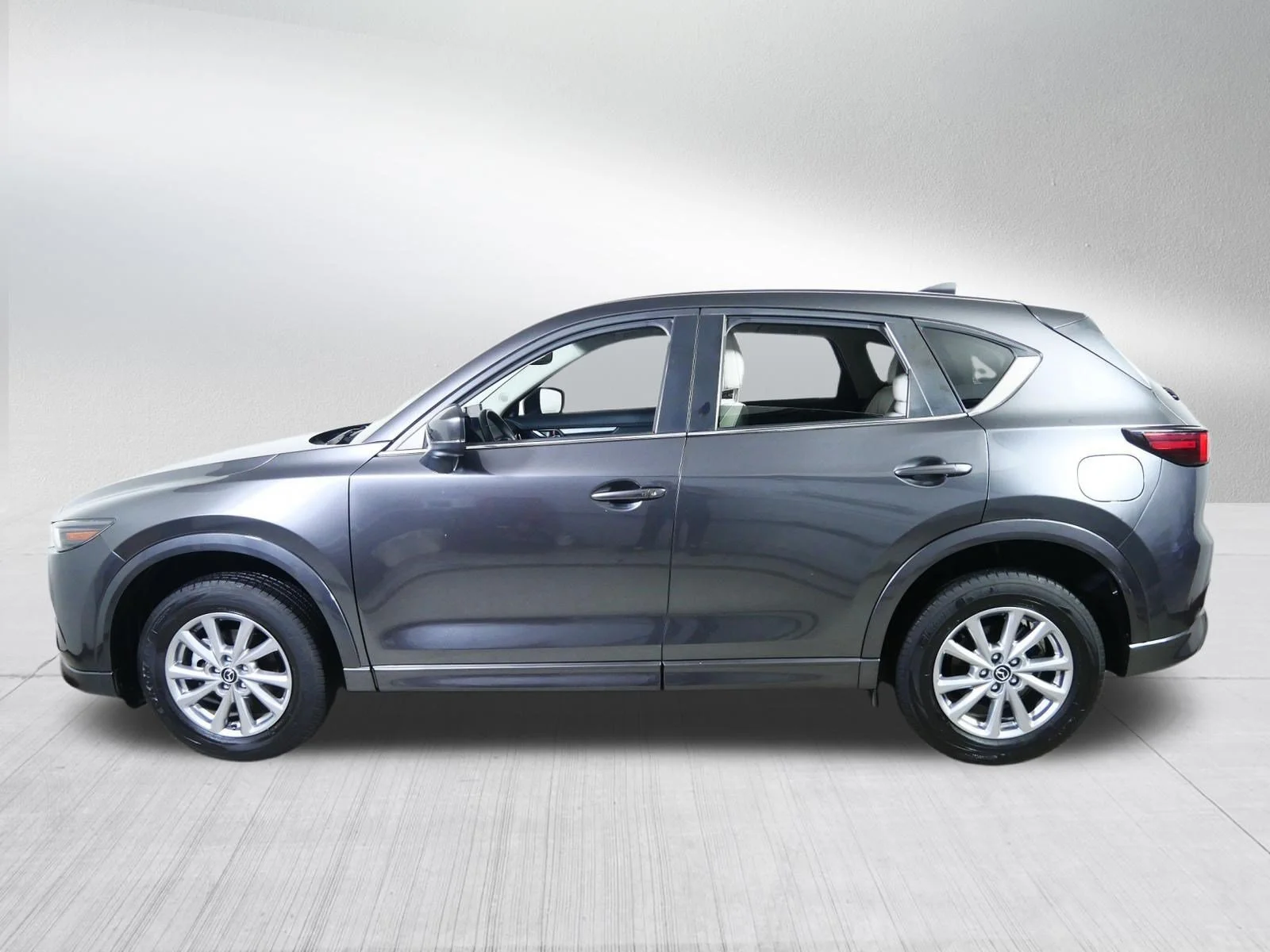 Used 2024 Machine Gray Metallic Mazda 2.5 S Preferred Package image 4