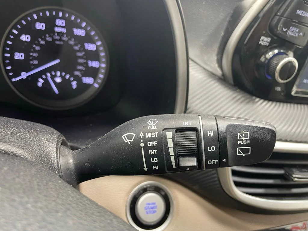 Used 2019 Blue Hyundai SEL image 22
