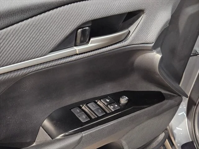 Certified Used 2025 PRECIOUS METAL Toyota  image 21
