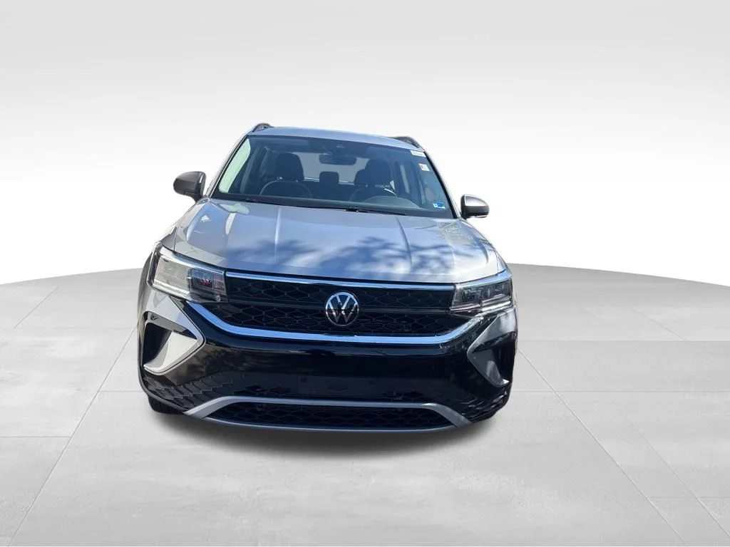 Used 2024  Volkswagen 1.5T S image 2