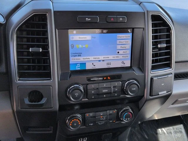 Used 2019 Silver Ford XLT image 17