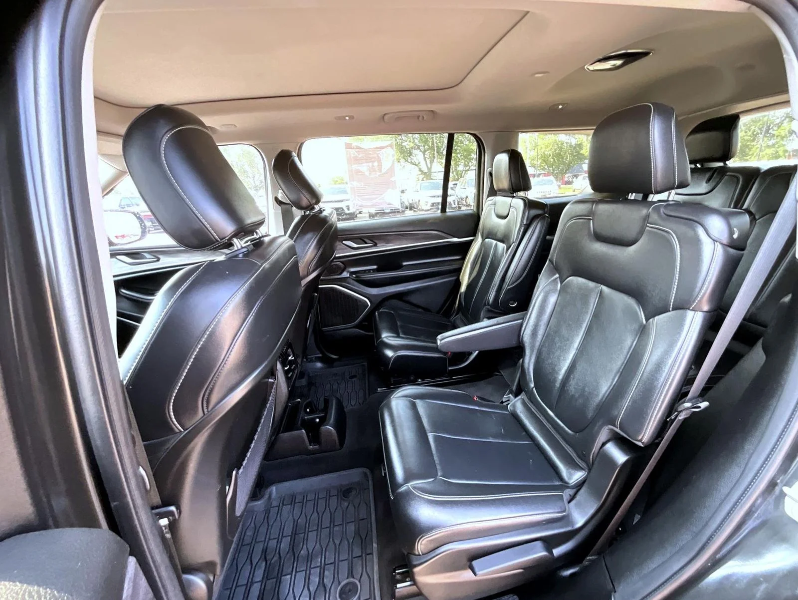 Certified Used 2022 Gray Jeep Limited image 21