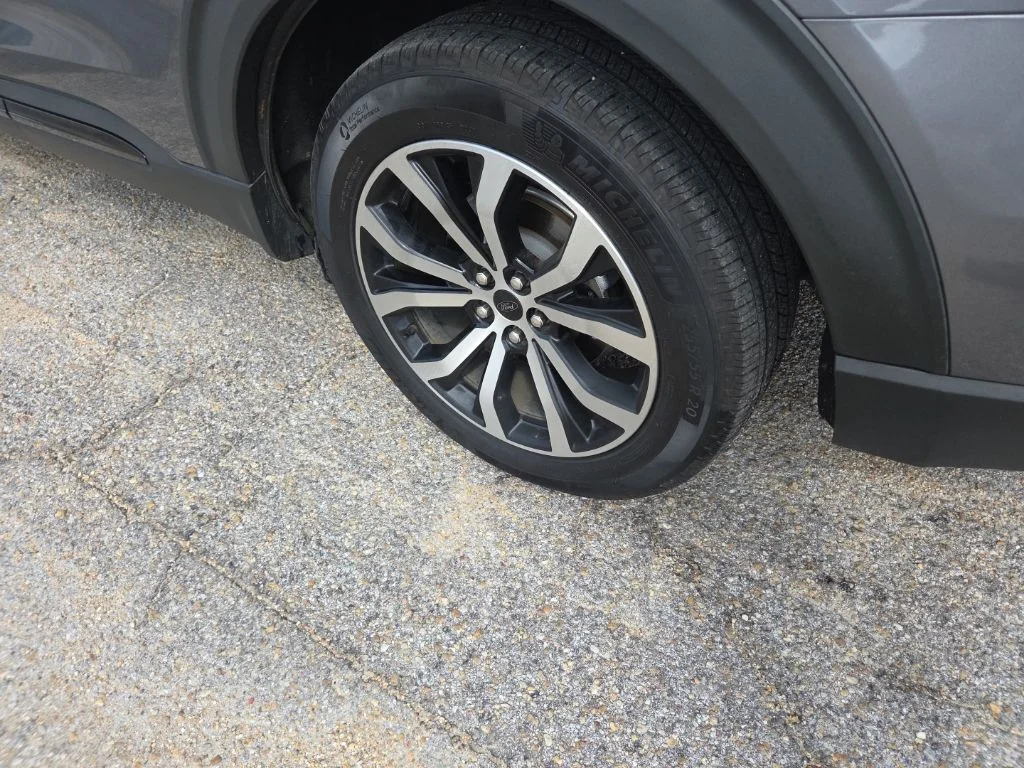 Used 2022 Gray Metallic Ford ST-Line image 17