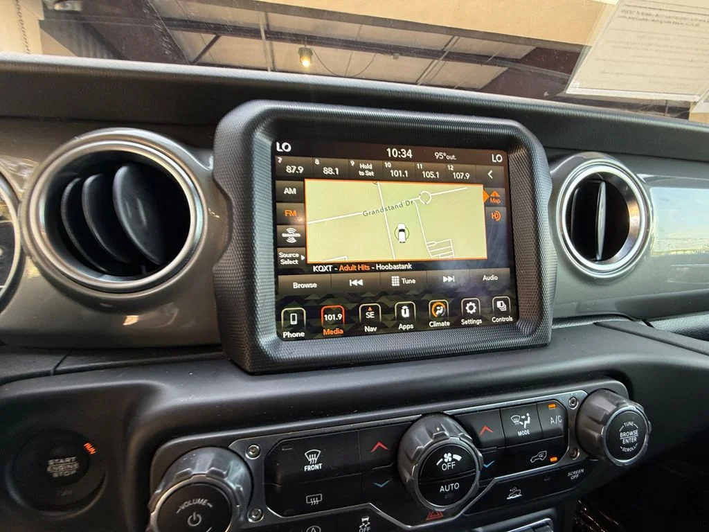 Used 2023 Gray Jeep Overland image 21