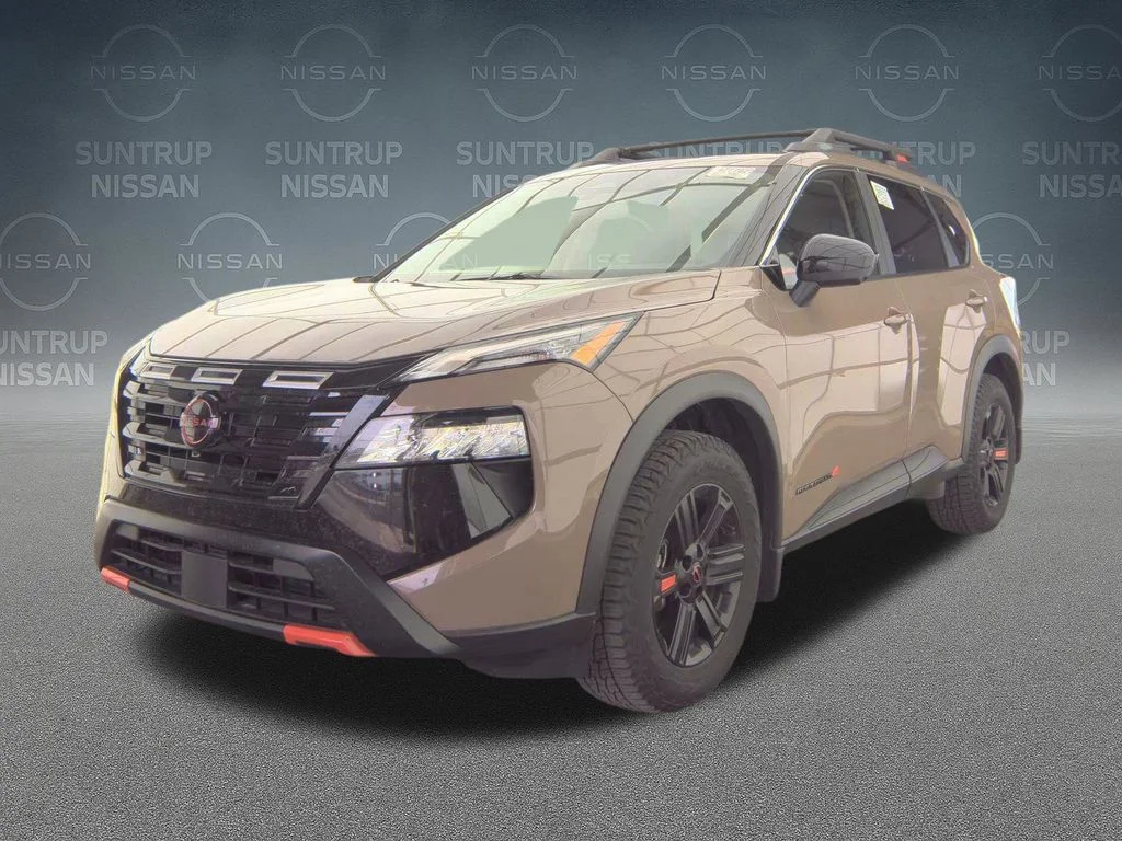 Used 2025 Beige/tan Nissan Rock Creek image 33