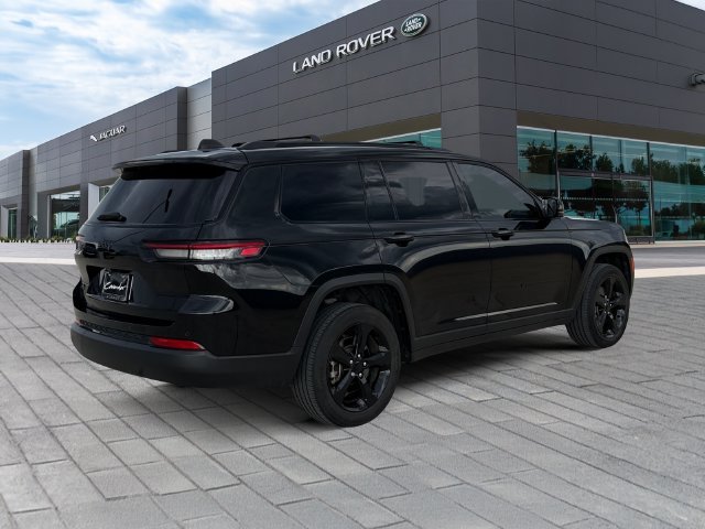 Used 2024 Black Jeep Altitude X image 5