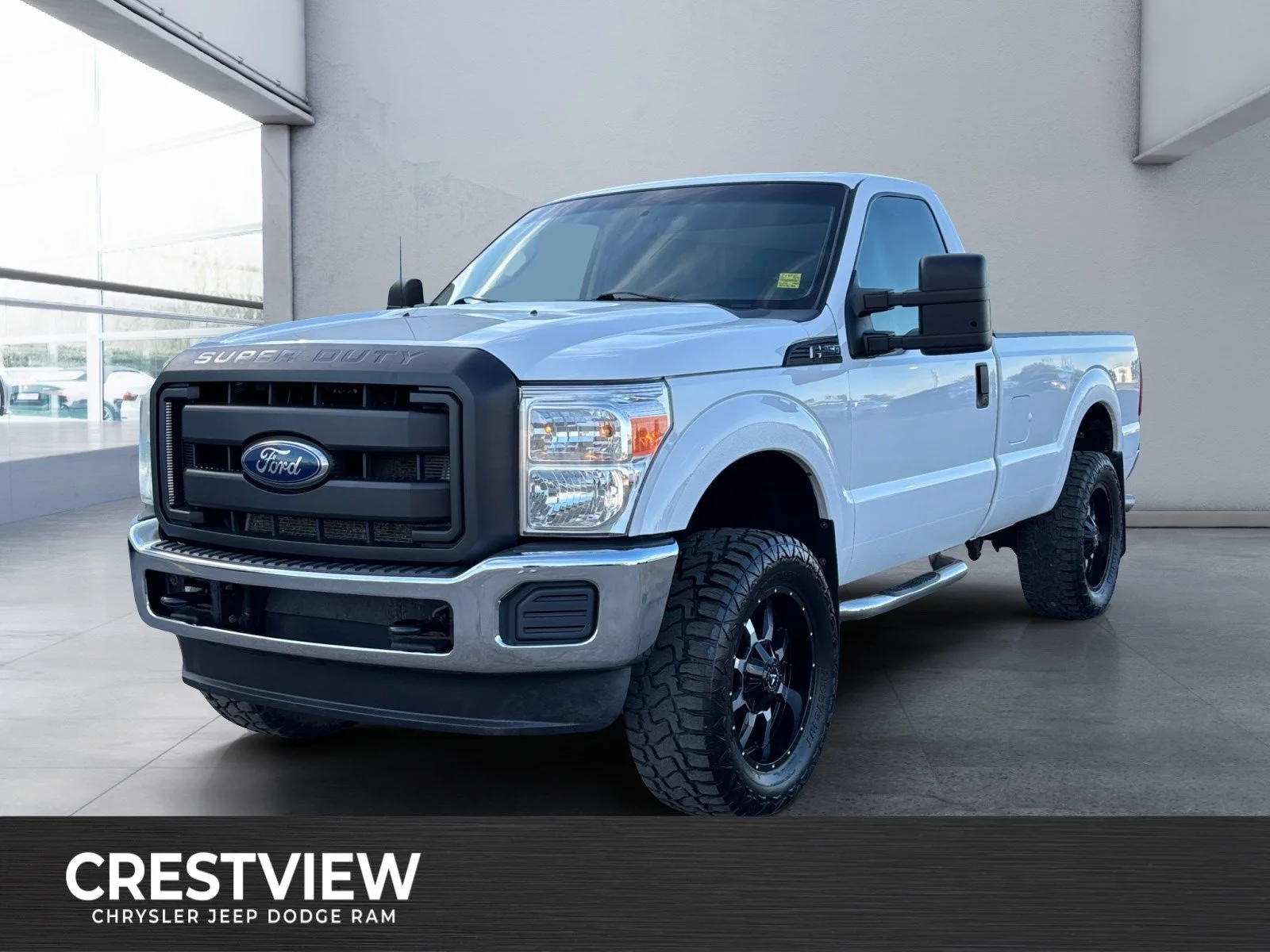 Used 2011 White Ford XL image 1