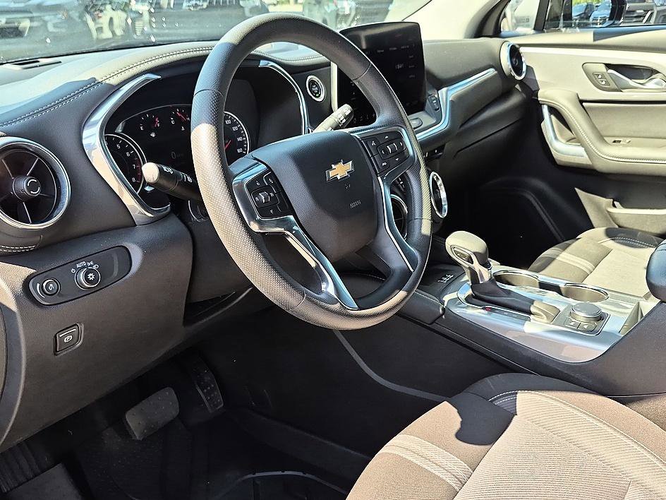 Used 2024 Sterling Gray Metallic Chevrolet LT image 15