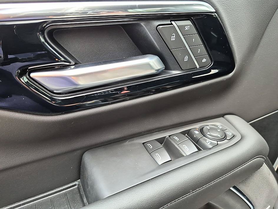 2026 Chevrolet Tahoe LT - Photo 13