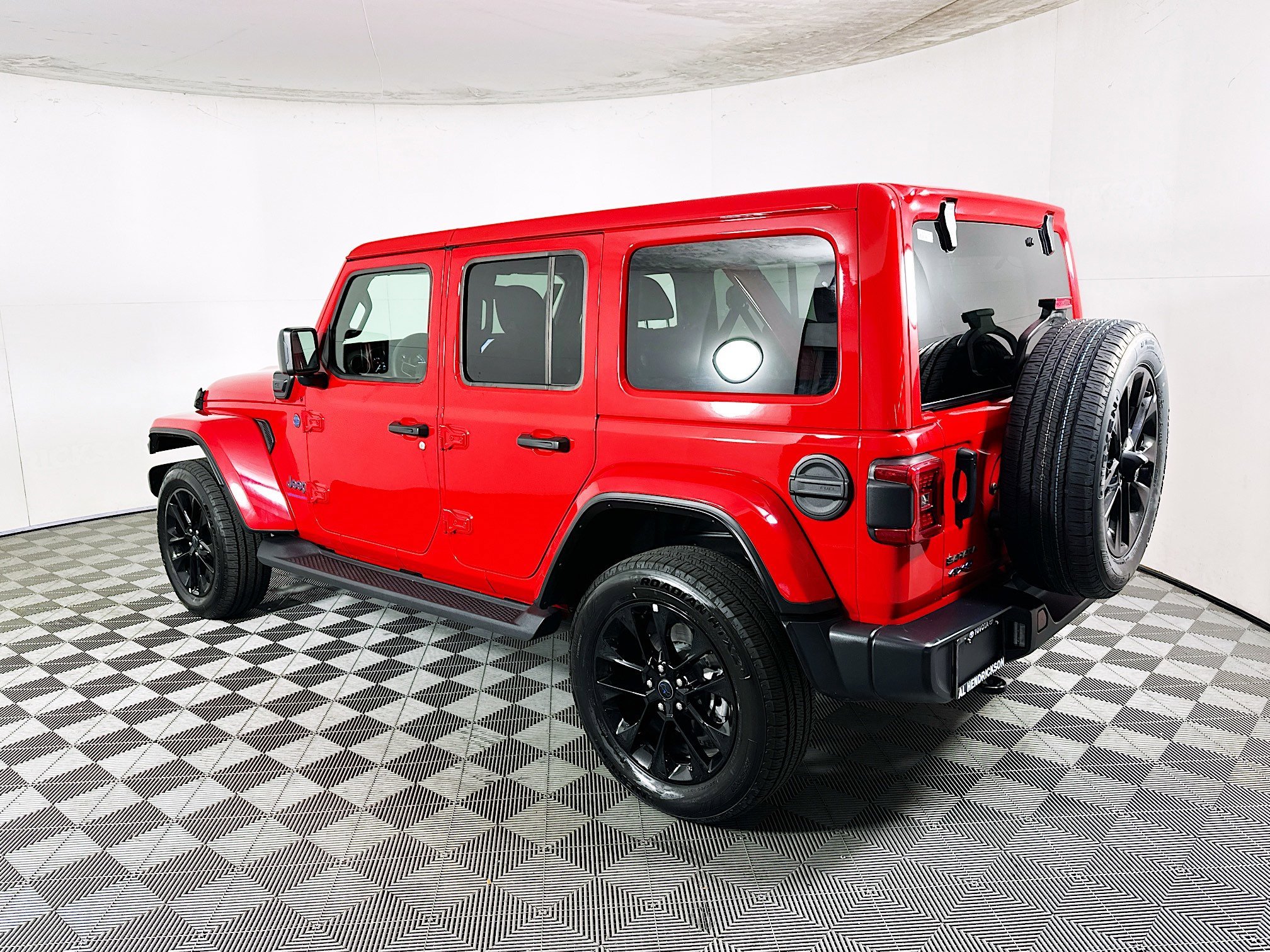 2025 Jeep Wrangler thumbnail 7