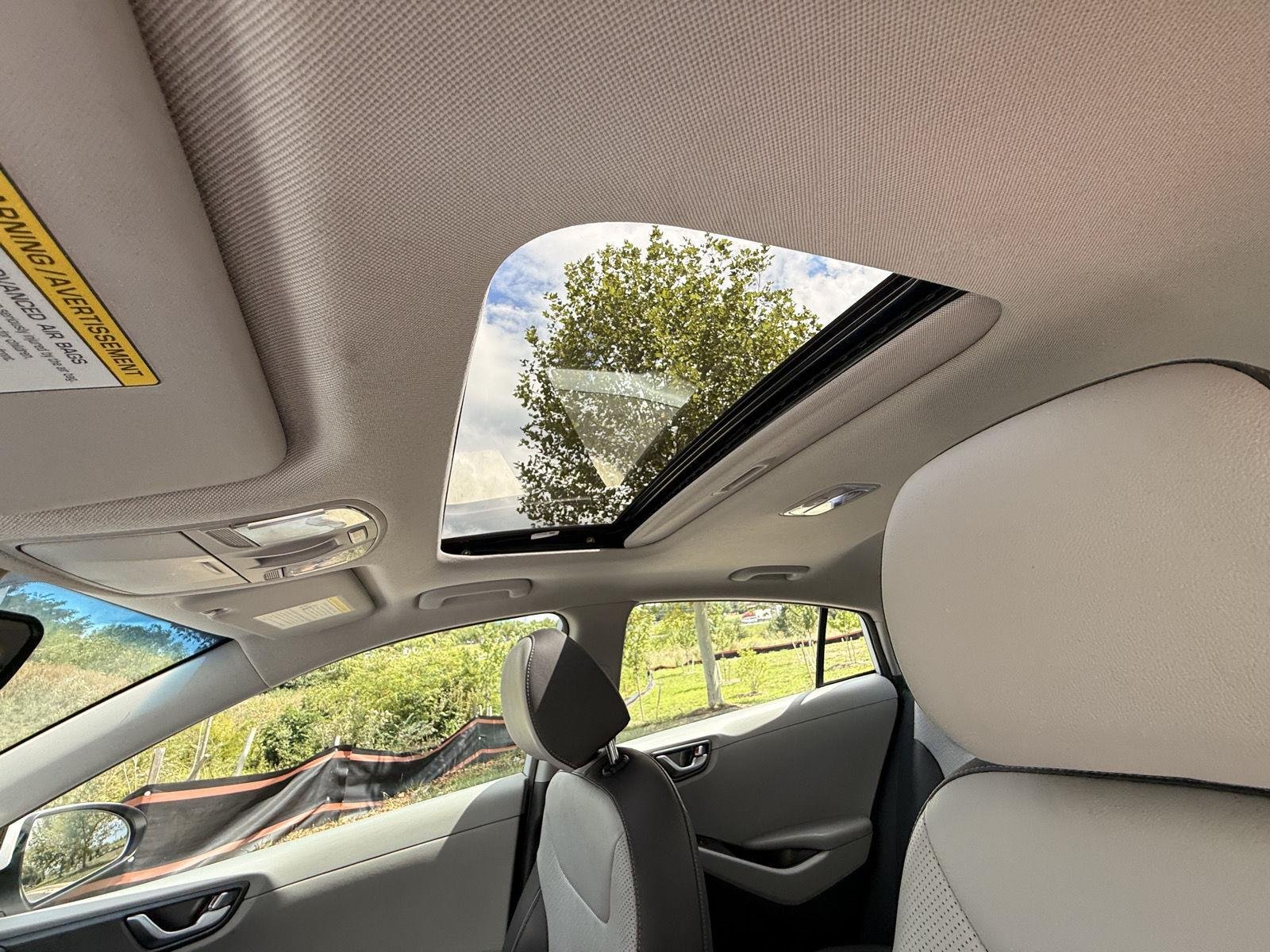 Used 2020 Ceramic White Hyundai Limited image 16
