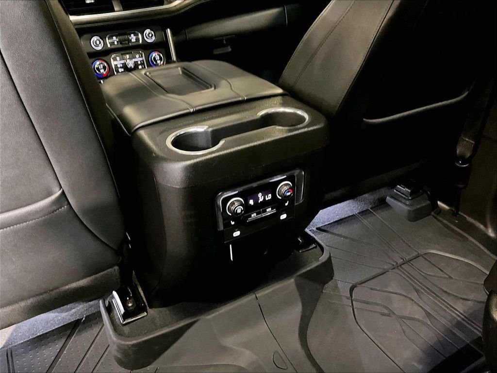 Used 2023 Black Chevrolet Z71 image 29