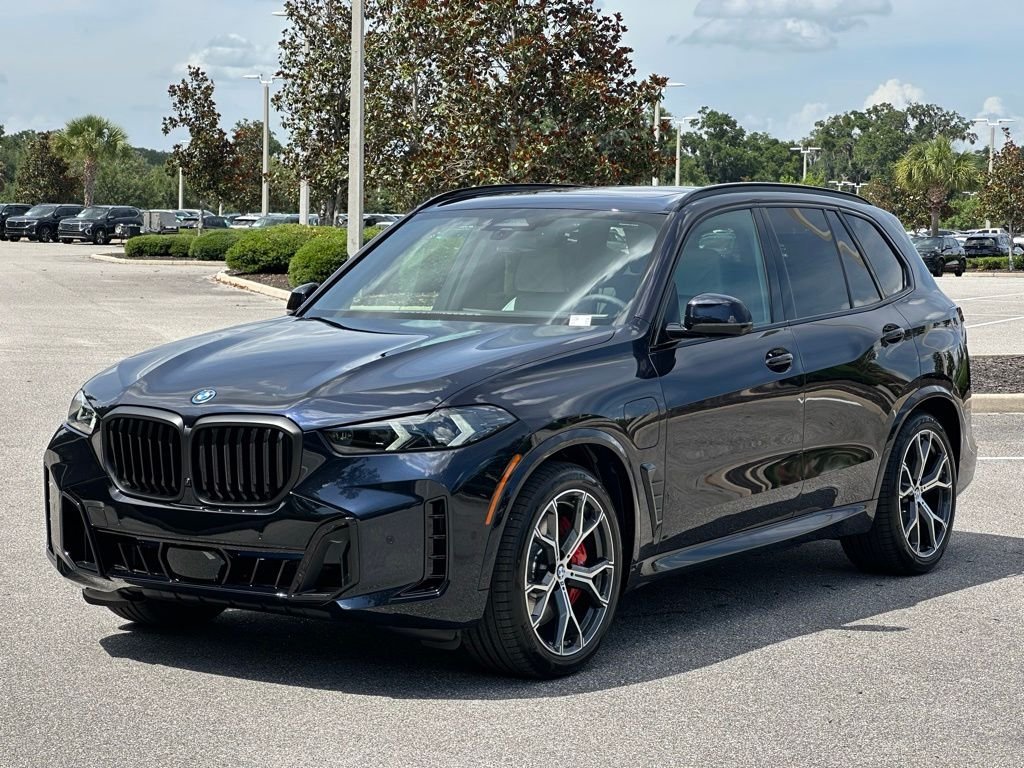 2026 BMW X5 xDrive50e's photo
