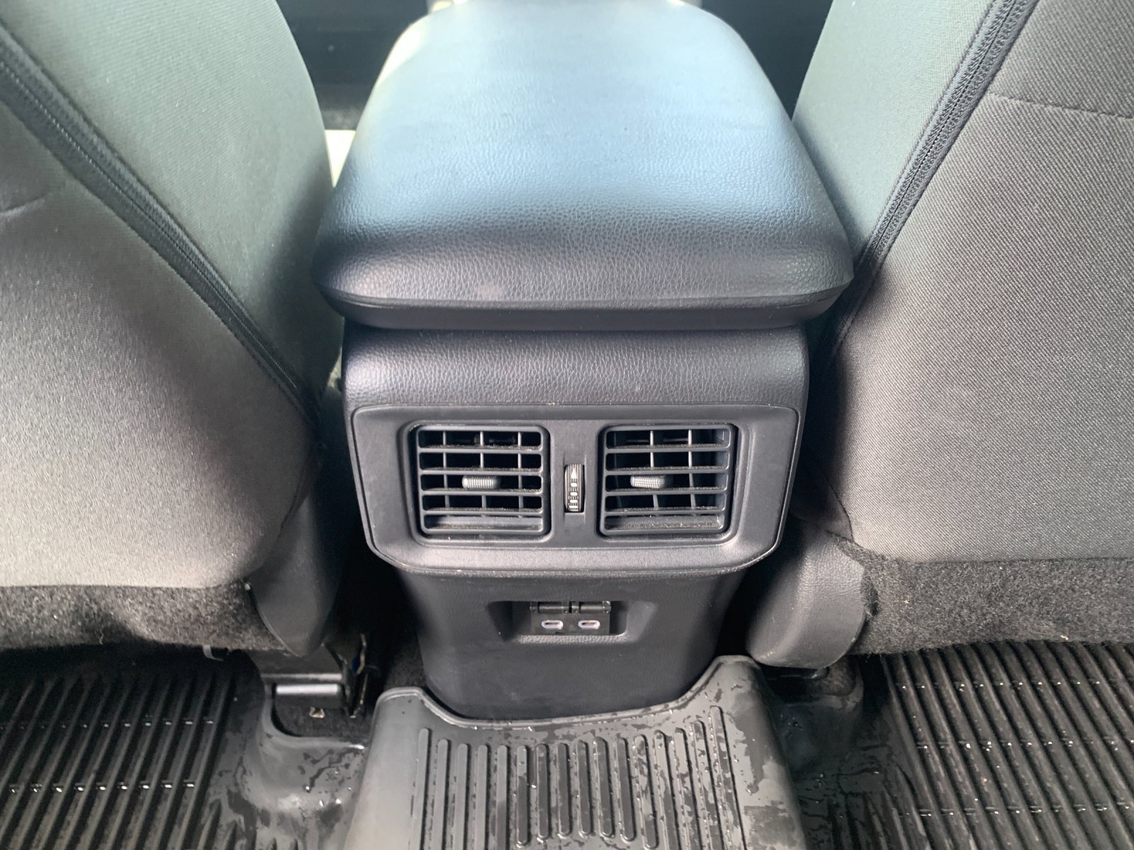Used 2025 White Toyota XLE image 15
