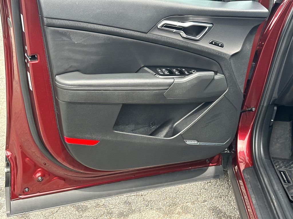 Used 2023 Red Kia SX-Prestige image 10