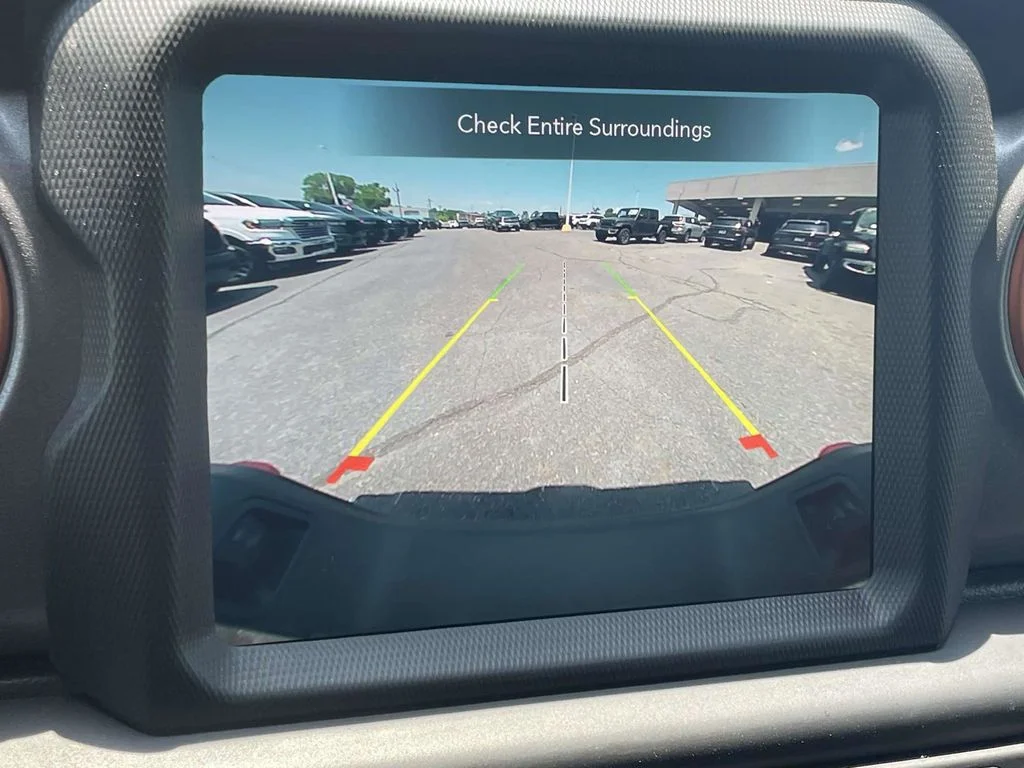 Used 2022 Green Jeep Mojave image 34
