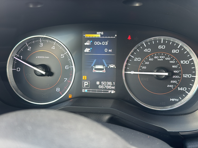 Used 2019 Gray Subaru 2.0i Limited image 12