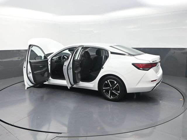 Used 2025 White Nissan SV image 43