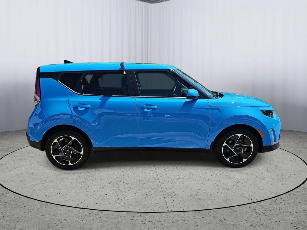 Used 2025 Blue Kia EX image 2