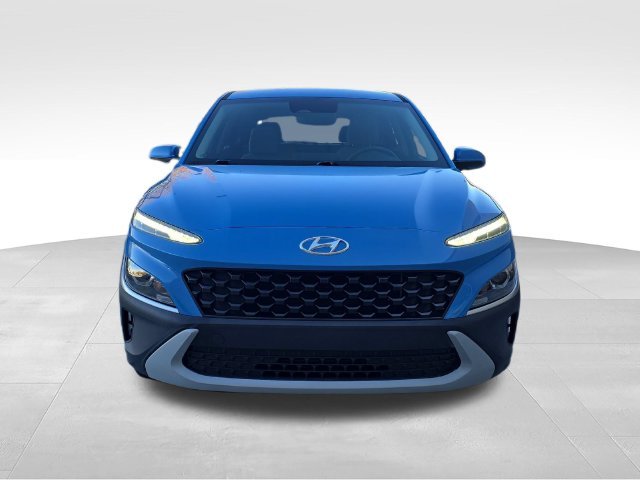 Used 2022 Blue Hyundai SE image 8