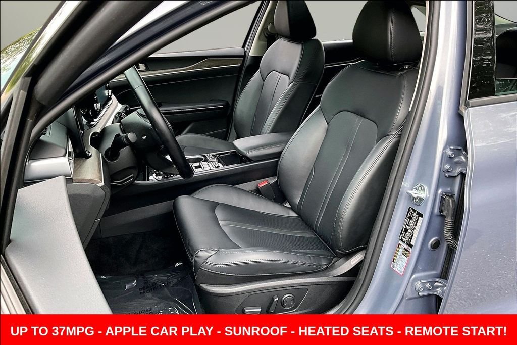 Used 2021 Silver Kia EX image 24