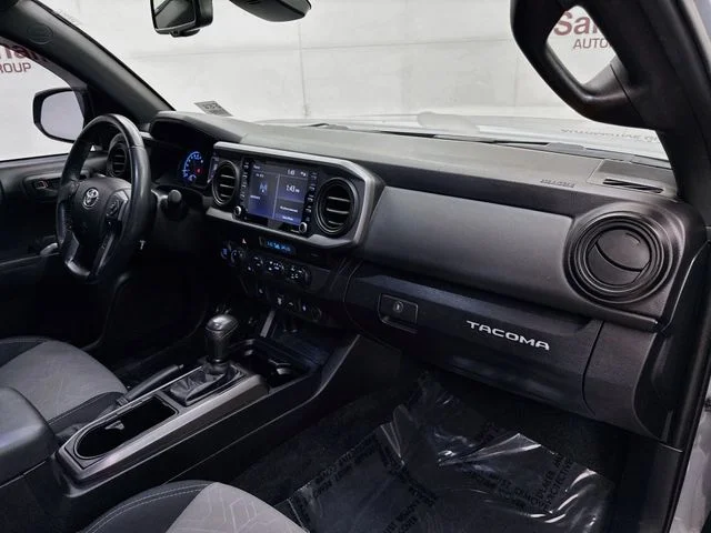 Used 2021  Toyota TRD Off-Road image 27