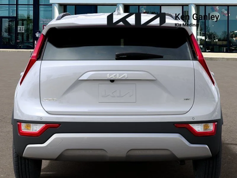 New 2026 Snow White Pearl Kia EX image 13