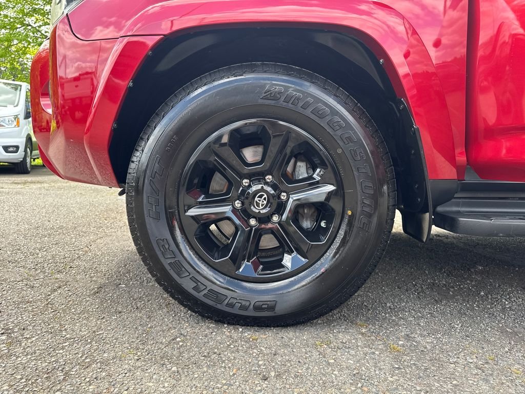 Certified Used 2018 Barcelona Red Metallic Toyota SR5 image 25